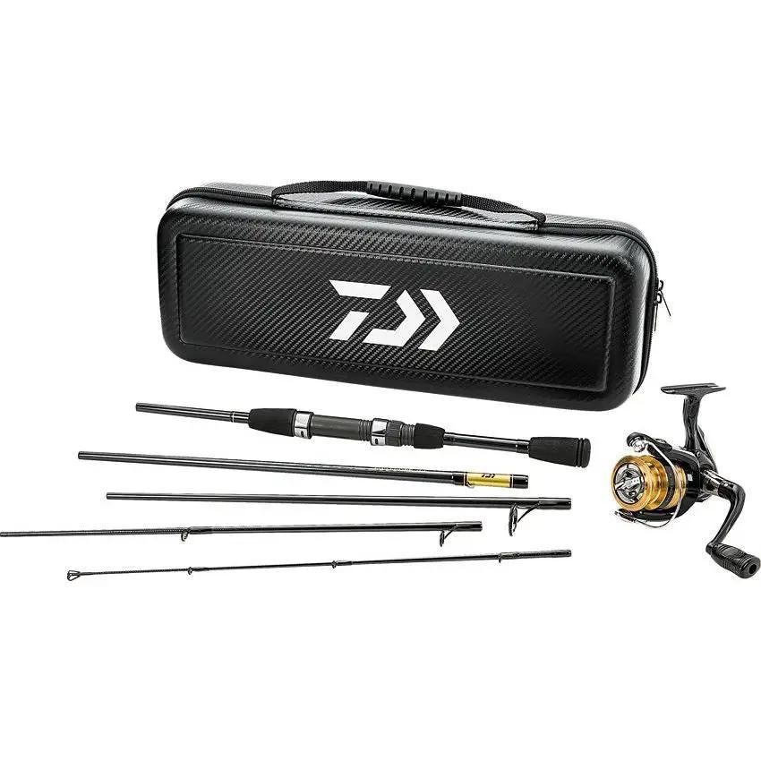 Daiwa Carbon Case Travel Pack CC20F635ML by Daiwa