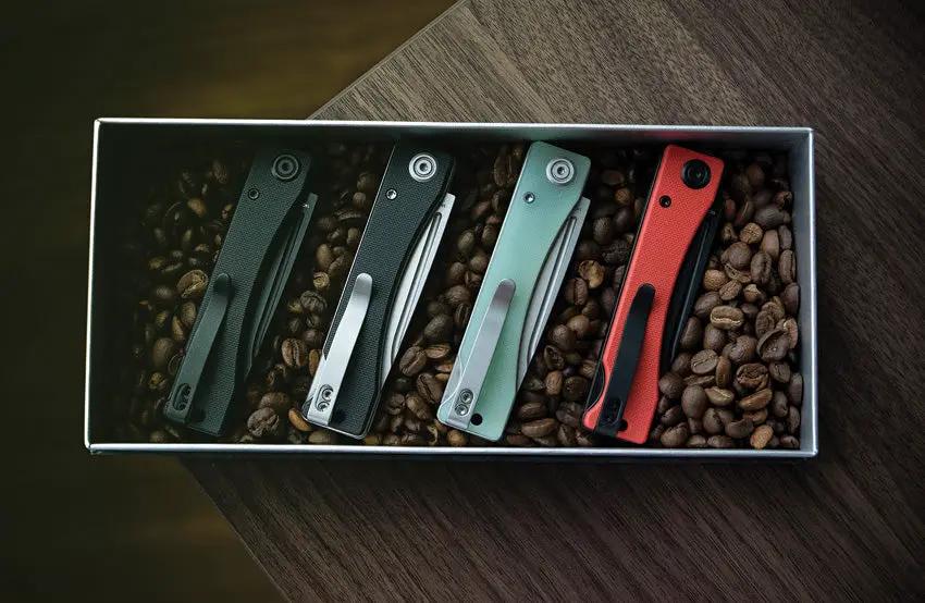 Kubey Akino Lockback Blackout KU2102D - 3In Black Stonewash Blade, 4In Closed, G10 Handle, Lanyard Hole, Pocket Clip by Kubey