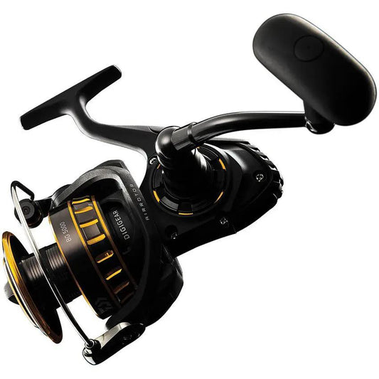 Daiwa BG Spinning Reel BG2500 by Daiwa