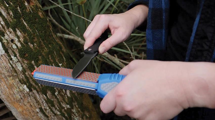 DMT TriStone Rotator Diamond Sharpener Kit For Hunters And Cooks 3 Grit Stones With Adjustable Angle Guides by DMT