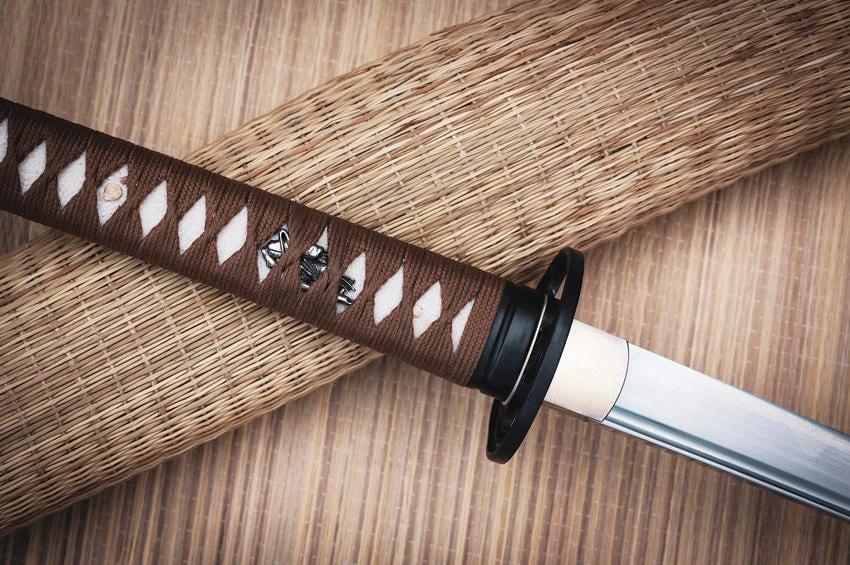 Dragon King Autumn Leaf Katana With Differentially Tempered 5160 Blade For Collectors by Dragon King