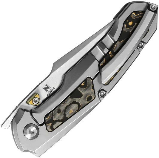 Kizer Feweed Framelock Knife With Harpoon Style Satin Blade And Gold Camouflage Carbon Fiber Inlay For EDC Enthusiasts by Kizer Cutlery
