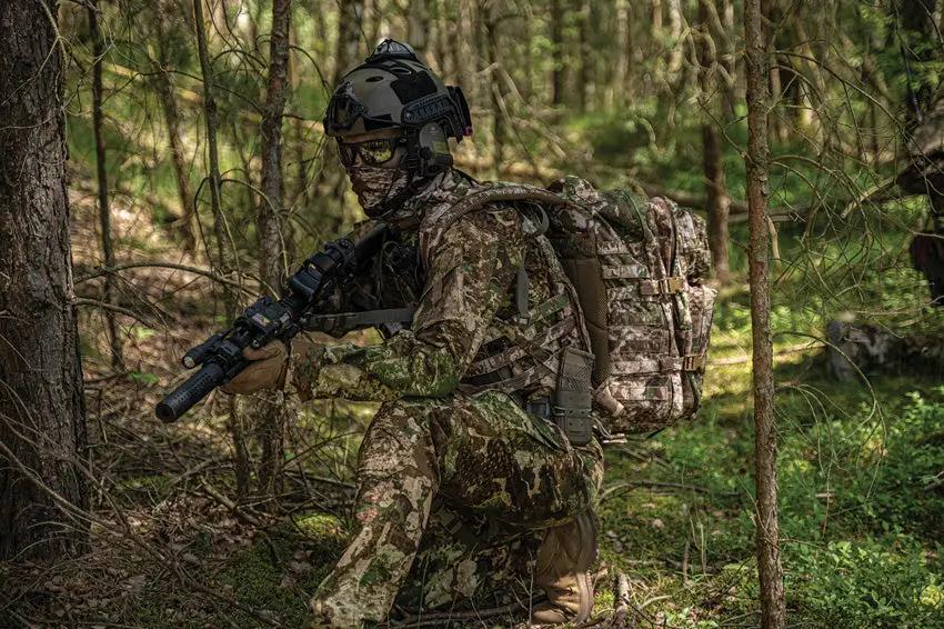 Mil-Tec Assault Backpack Large - 36L Capacity Hydropack Compatible With Multiple Pockets In WASP I Z2 Camouflage by Mil-Tec
