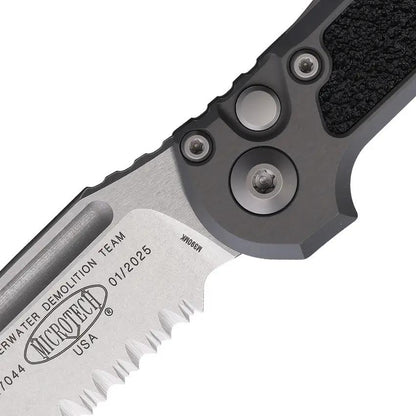 Microtech Auto LUDT Gen III Knife Automatic Opening 3.5 Inch M390MK Blade 4.5 Inch Closed Black Aluminum EDC by Microtech