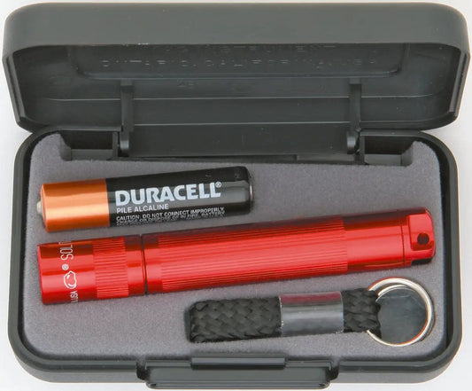 Mag-Lite Solitaire AAA Keychain Flashlight Red Compact 3.25 Inch Aircraft Grade Aluminum Gift Boxed For Everyday Carry by Mag-Lite