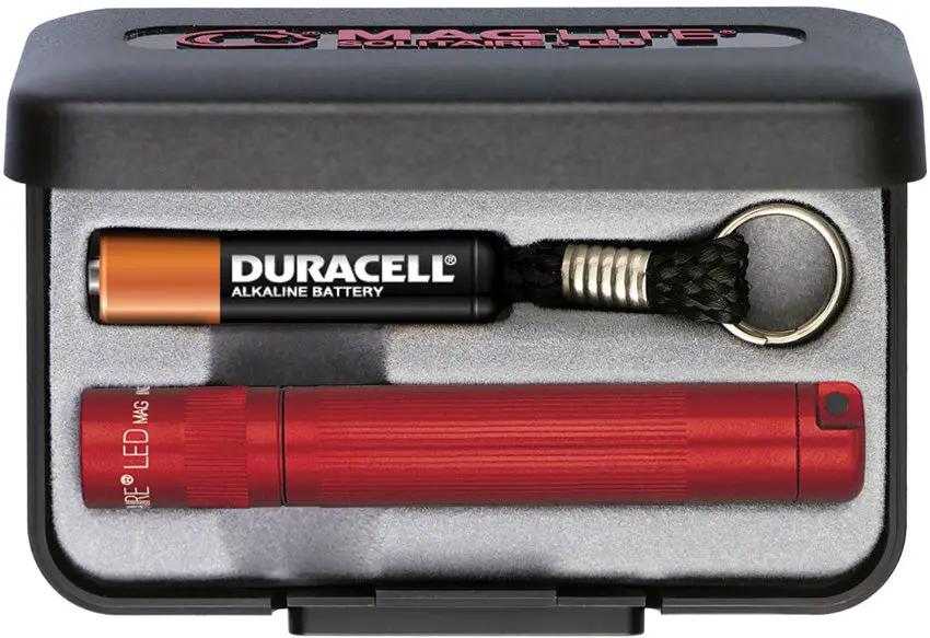 Mag-Lite Solitaire LED Red Flashlight For EDC And Outdoors Ultra Bright Compact Twist Focus by Mag-Lite