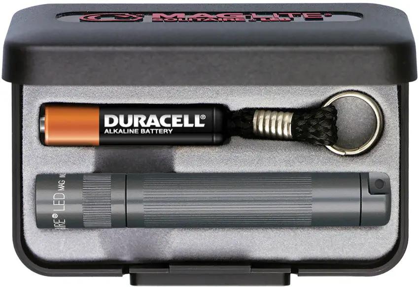 Mag-Lite Solitaire LED Flashlight Compact Ultra Bright 37 Lumen Beam with Focus Flood for EDC Enthusiasts Gray Aluminum by Mag-Lite