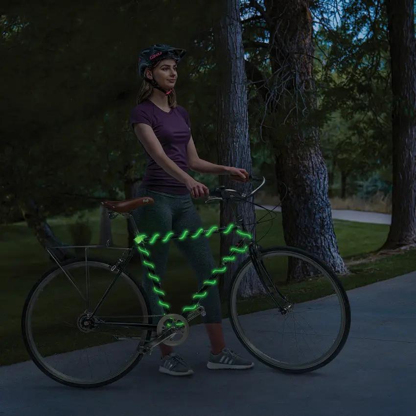 Nite Ize Radiant ShineLine Green RSLR3 17 R8 Rechargeable Full Length Outdoor Camper Light With Hands Free Illumination by Nite Ize