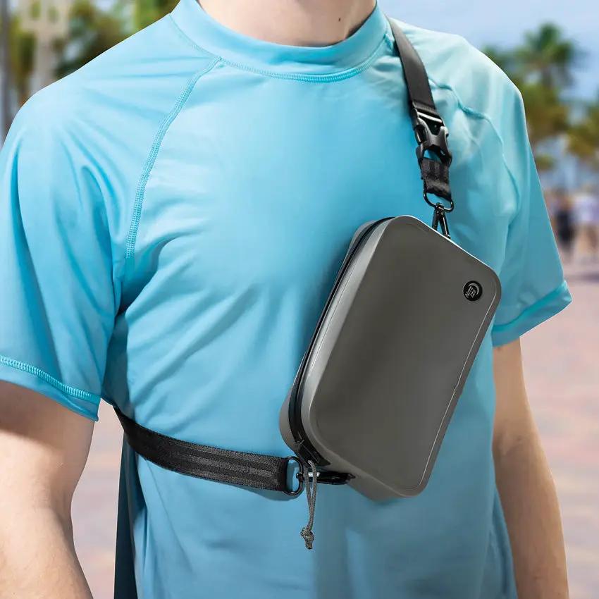 Nite Ize RunOff Waterproof Hip Pack ROHP-09-R8 by Nite Ize