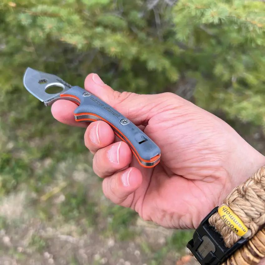 Outdoor Element Contour Feather CFK2 Fixed Blade - Full Tang VG10 With Integrated Ferro Rod Whistle And Sharpener by Outdoor Element