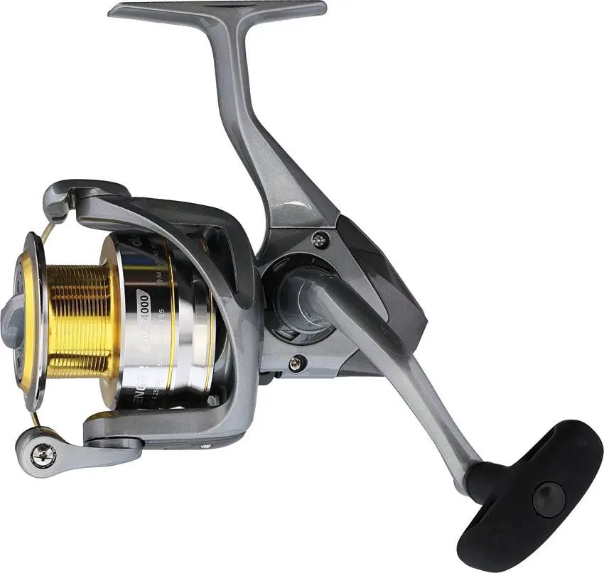 Okuma Avenger 4000 Spinning Reel AV-4000 by Okuma