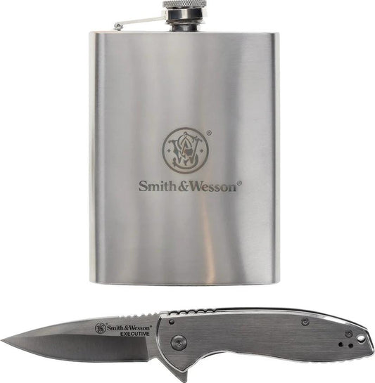 Smith & Wesson Executive Linerlock/Flask 1200650 by Smith & Wesson