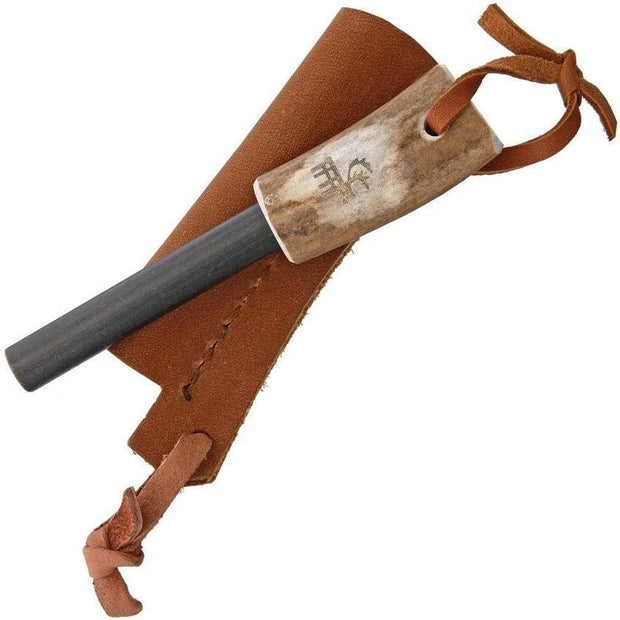 Karesuando Kniven Firestriker Reindeer Horn 3589 by Karesuando Kniven